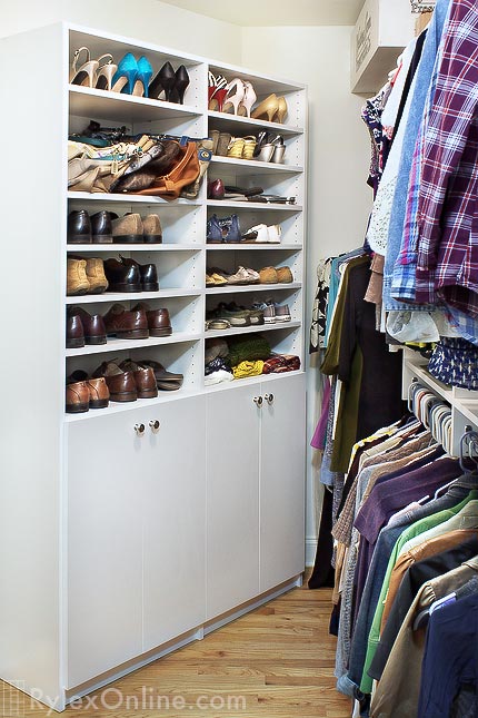 Efficient Closet Design Storage for Angled Closet Space