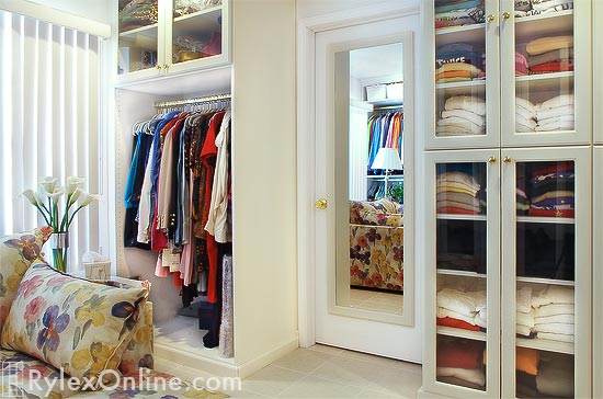 Walk-in Bedroom Closet Cabinets with Full Glass Doors