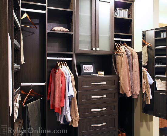 Closet Hutch with Reeded Glass Insert Doors and Open Shelves