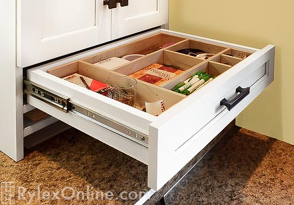 https://m.rylexonline.com/images/drawers/office-drawer-dividers.jpg