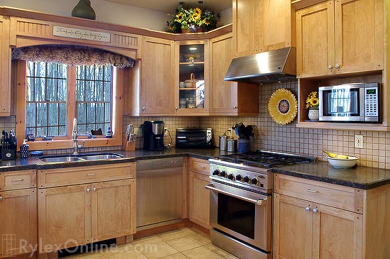 Kitchen Cabinets Solid Wood with Pegs